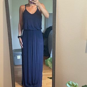 Dark blue dress by Papermoon